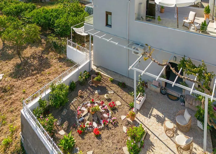 Marianthi's Old * Hersonissos (Crete)